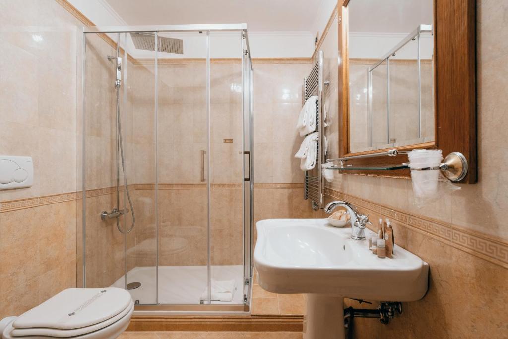 Koupelna v ubytování Hotel Pantheon