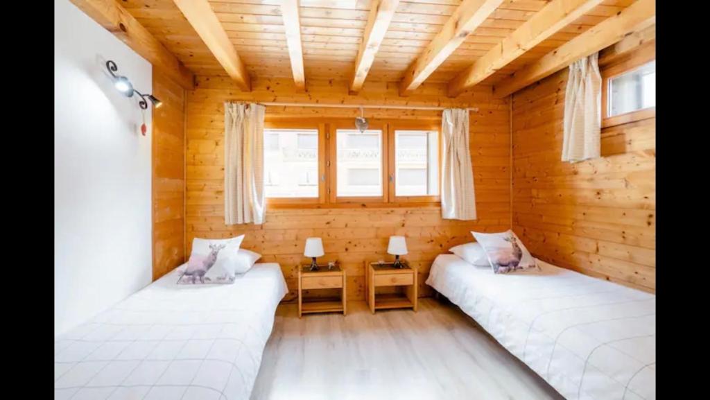 Postel nebo postele na pokoji v ubytování Central Hostel Chatel