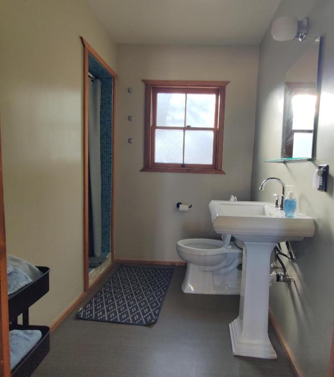Bagno di Joshua Tree Ranch House Motel - Downtown - Room #8