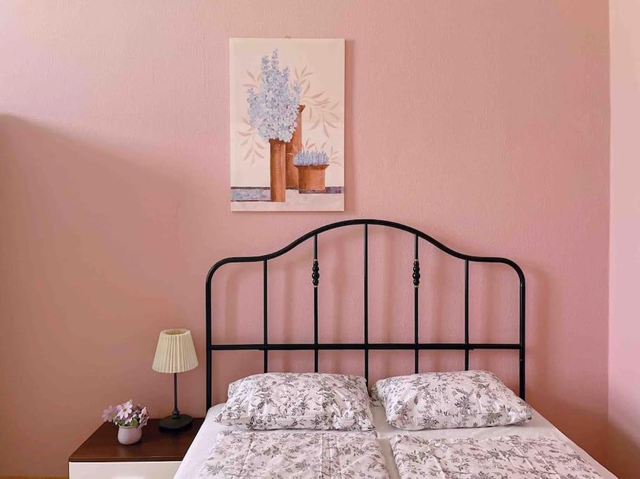 Clear and cozy apartment 21A 1083 Budapest, 105 Baross utca kép - 1