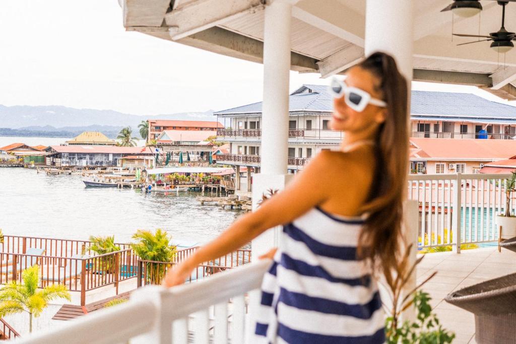 Hoteles en bocas del toro isla colon, Panamá 605217842