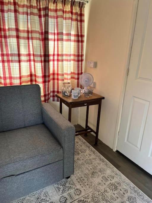Detached cosy Dorset cabin photo