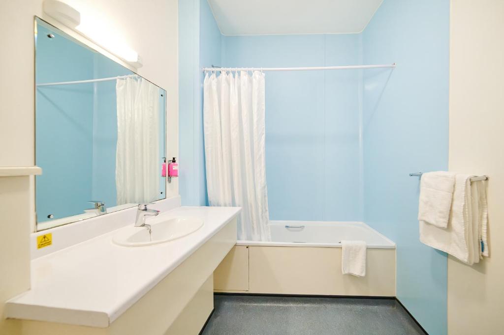 Discovery Inn - Leeds - Resim 29