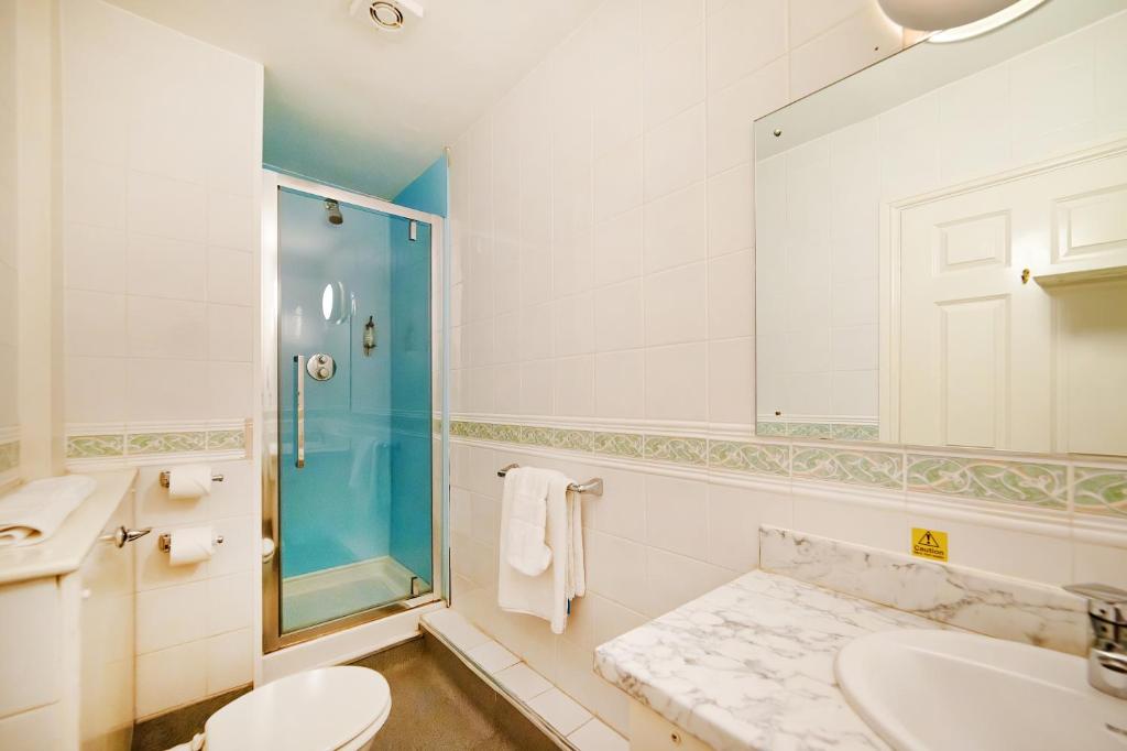 Discovery Inn - Leeds - Resim 3