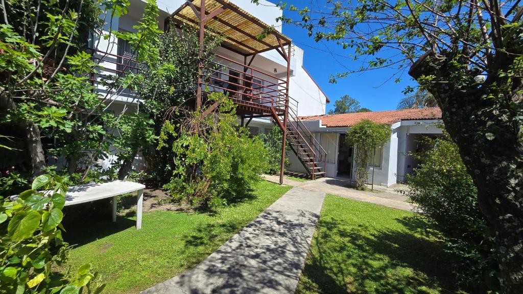 Κήπος έξω από το Departamentos Paraná