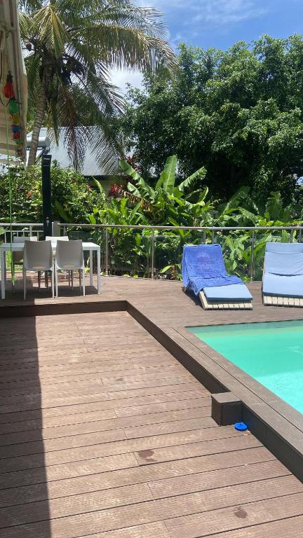 Bazén v ubytování Bel appartement avec piscine privée et vue exceptionnelle nebo v jeho okolí