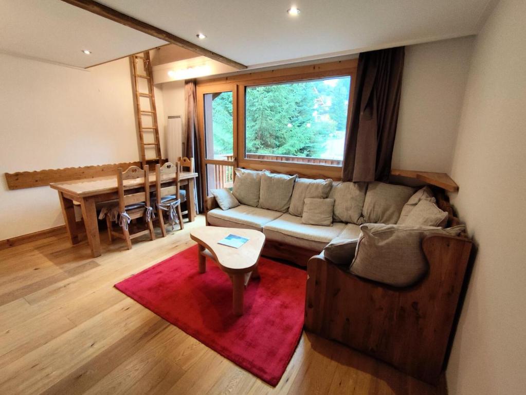 Et opholdsområde på Résidence L'arolaz N°1 - Appartement skis aux pieds 7 personnes dans le centre de Méribel MAE-7111