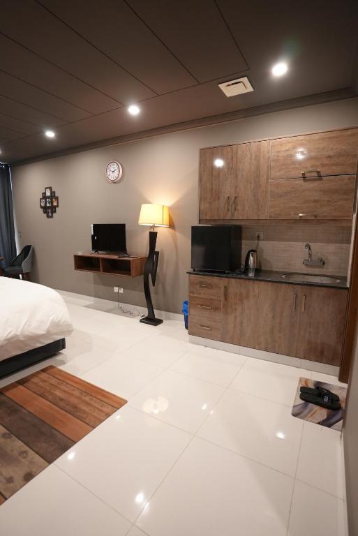 Postel nebo postele na pokoji v ubytování Hotel Crossroads