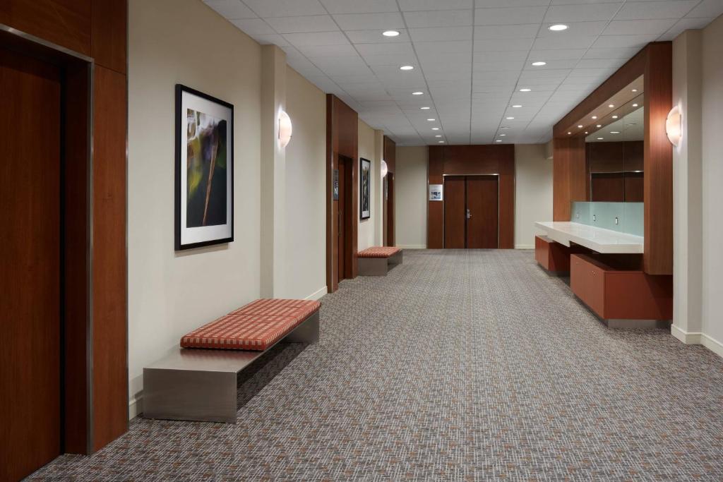 Delta Hotels by Marriott Ottawa City Centre - Resim 45