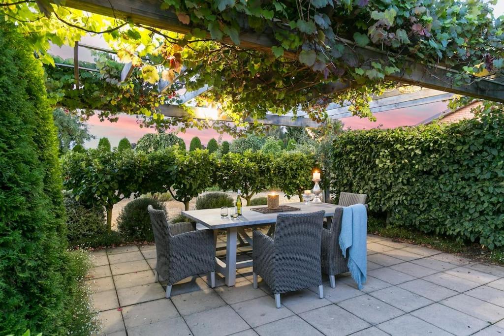 Kew Cottage - Resim 16