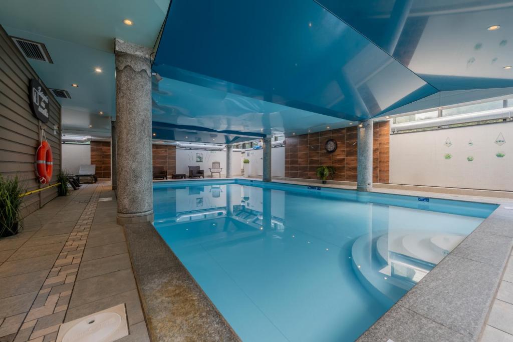 Bazén v ubytovaní La Ginabelle - Sauna & Swimming pool - Happy Rentals alebo v jeho blízkosti