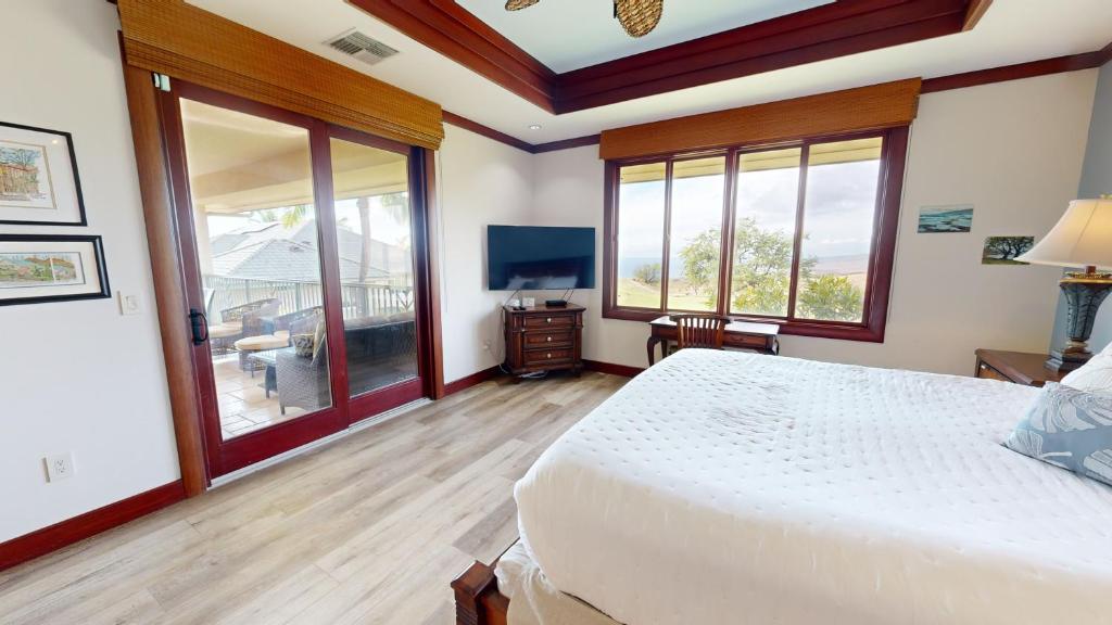 TV a/nebo společenská místnost v ubytování ❤PiH❤ Endless Ocean Views Villa Gorgeous Mauna Kea Ocean and Mountain View