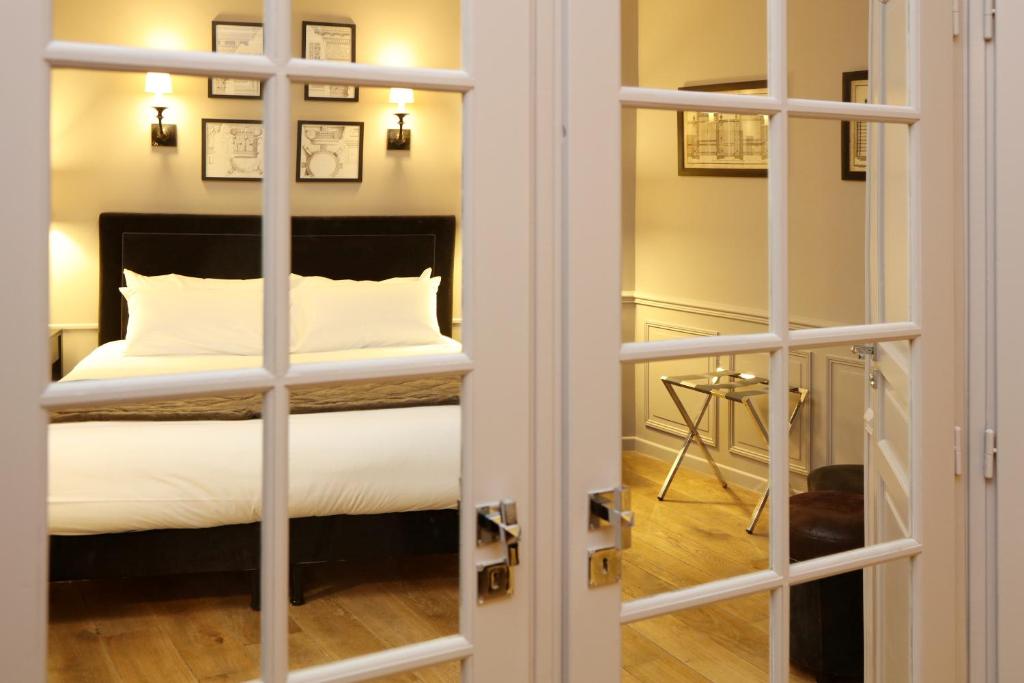 Hotel Saint-Louis Pigalle - Resim 36