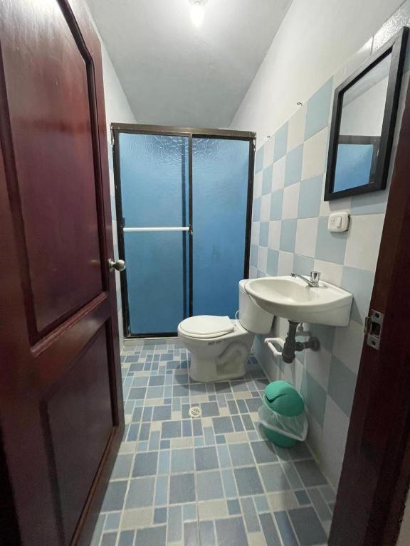 Koupelna v ubytování Apartamentos Poseidon