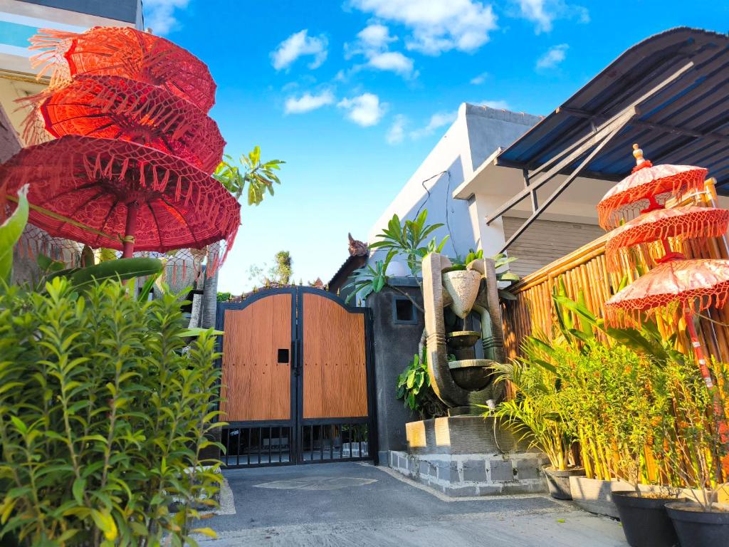 Kebun di luar Kubu Alit Homestay Pandawa