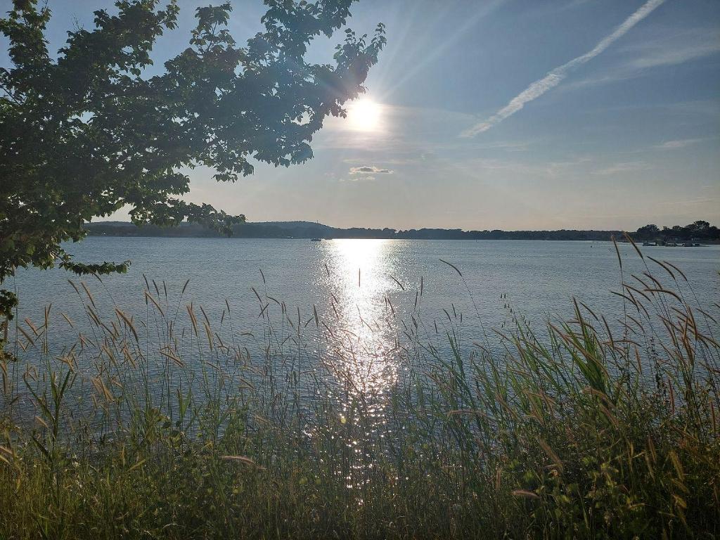 Fotografie z fotogalerie ubytování Appartement mit Meerblick, Terrasse, Klima, WLAN, Parkplatz und nur knapp 900 Meter vom kristallklaren Meer entfernt v destinaci Ližnjan