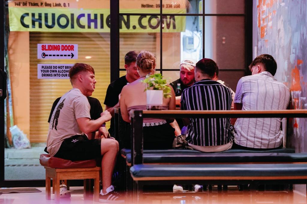 Majutusasutuse Base Backpackers külastajad