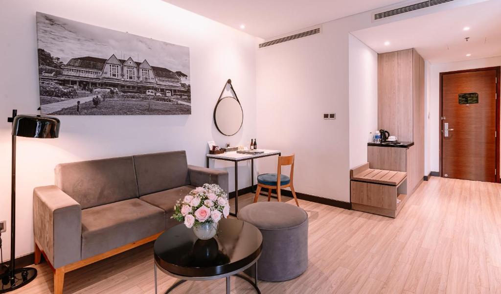 Golf Valley Hotel - 17