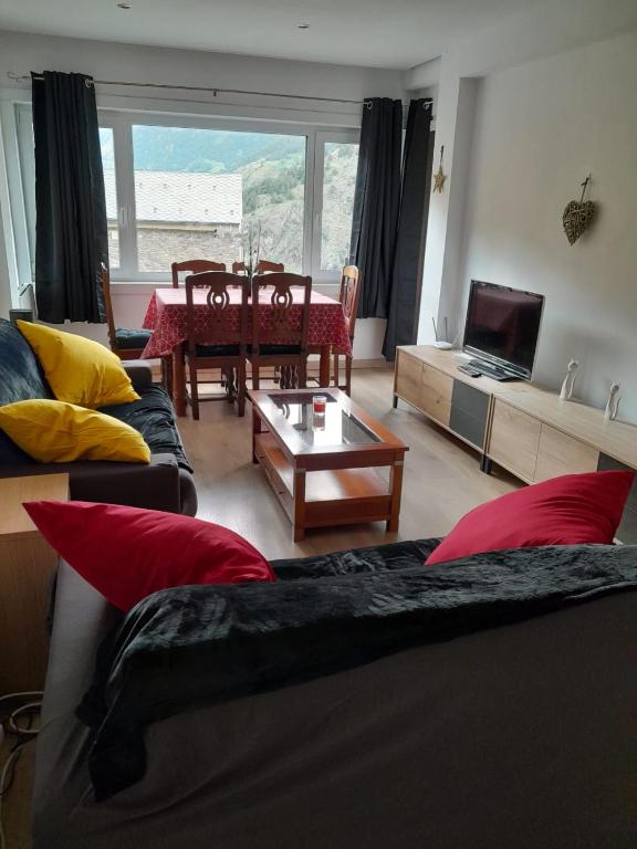 Posezení v ubytování Nice apartment Soldeu Renttarter