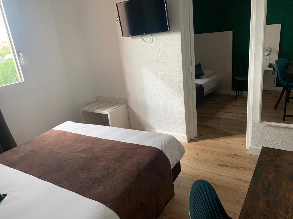 Contact Hôtel des États-Unis - Resim 25