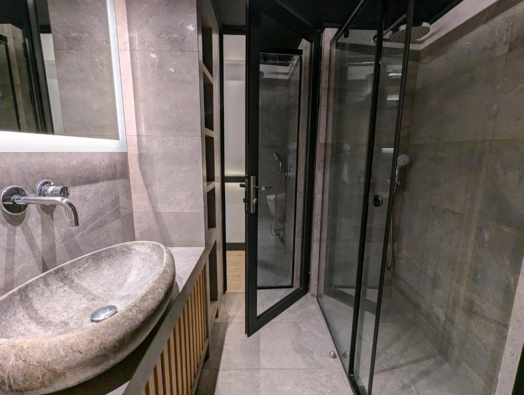 Be My Guest Athens - Resim 14