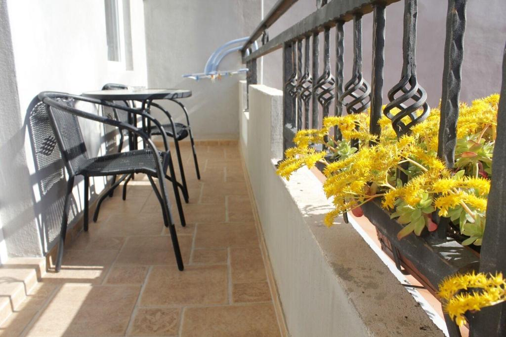 Balkon lub taras w obiekcie Apartments Old Stone: