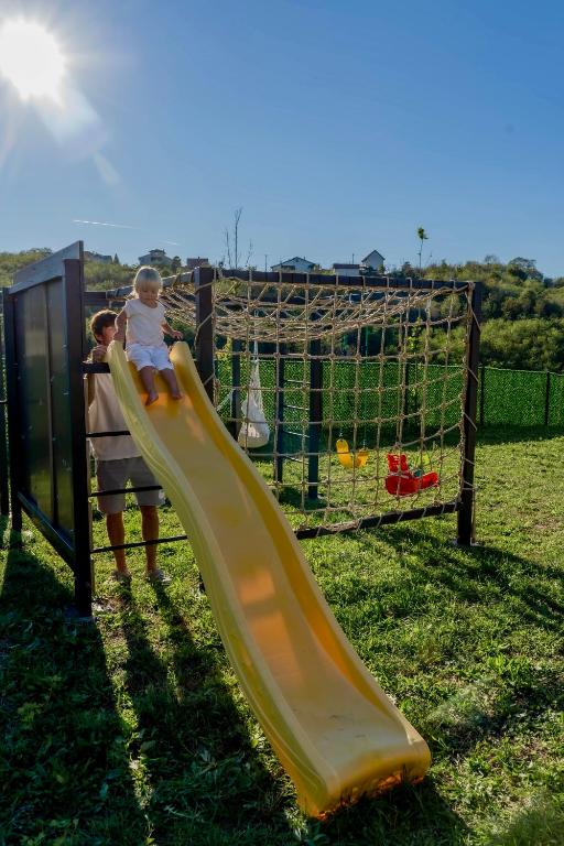 Herní místnost nebo prostor pro děti v ubytování Rent a NEST