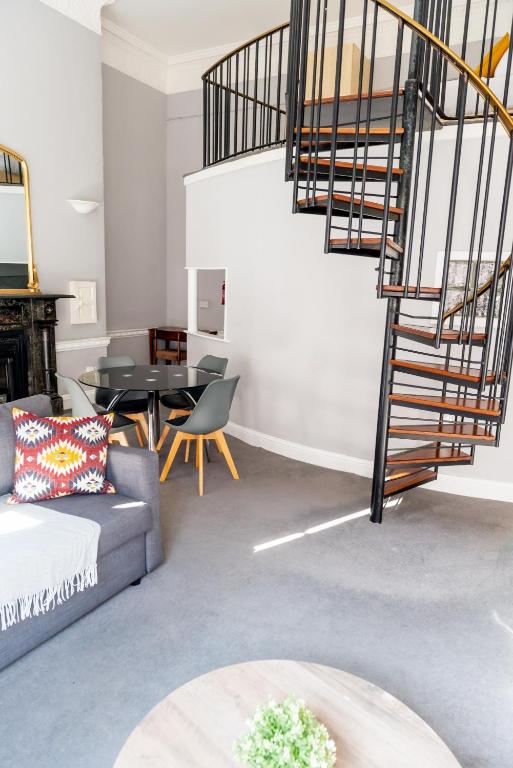 Leevin Studios - Resim 19