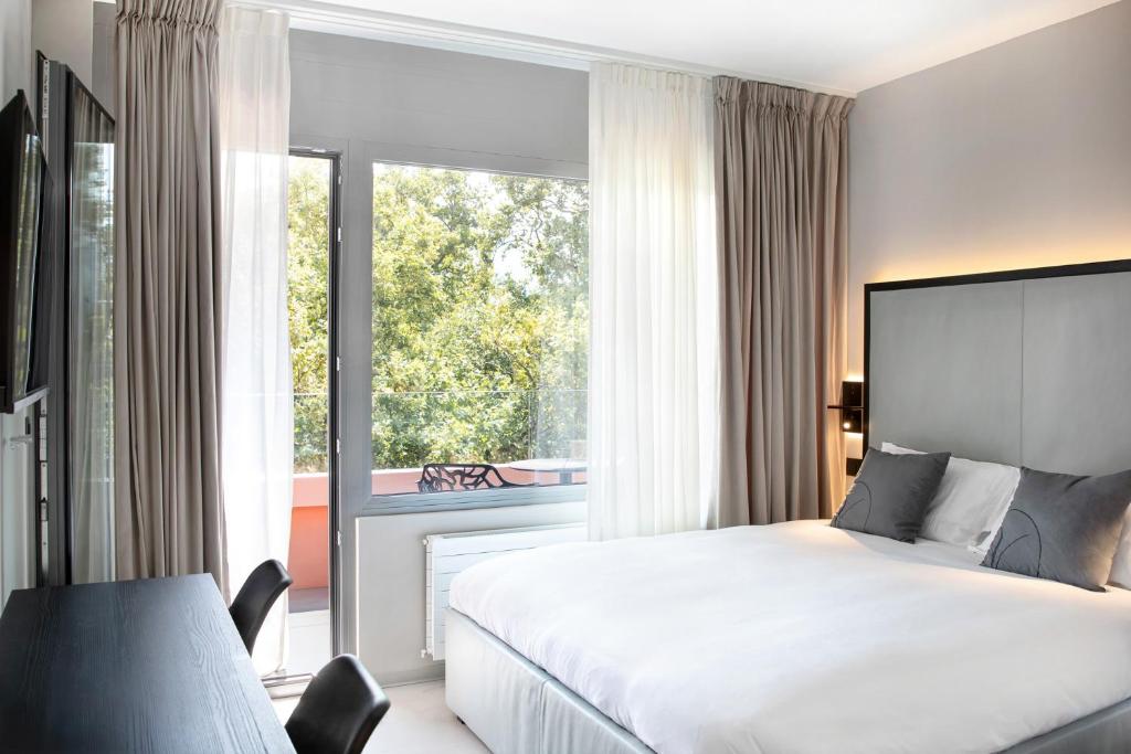 
Studio with Garden View
