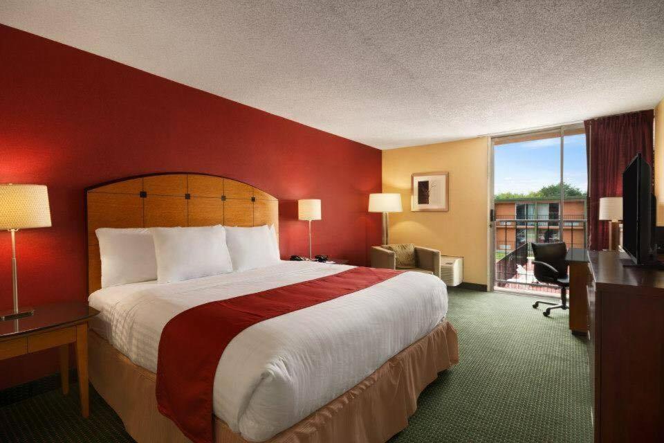 Baymont by Wyndham Salem Roanoke Area - キングルーム - 禁煙