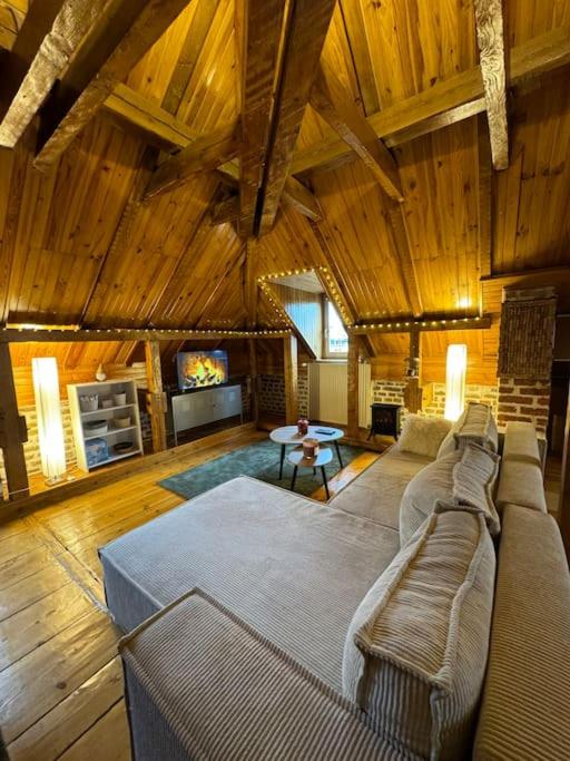 Un Chalet dans la ville – photo 2