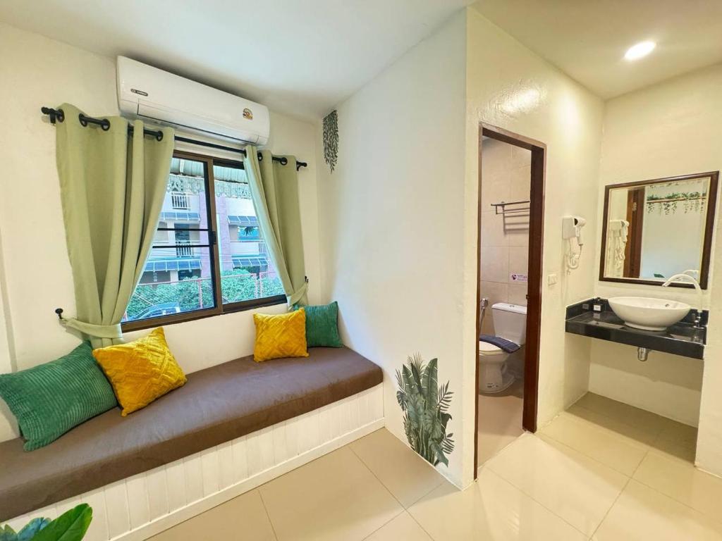 Pupa Rooms - Resim 36