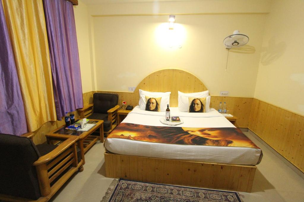 Hotel Purnima Riverside - Chambre Double