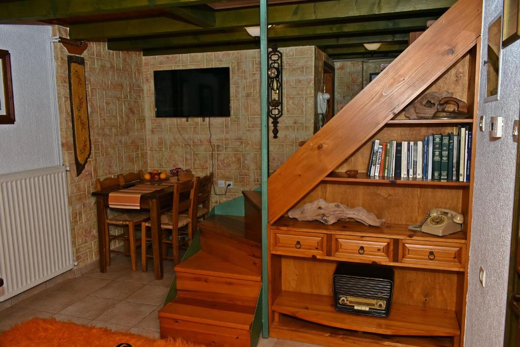 Pleistos valley 2 - Two-Bedroom Apartment