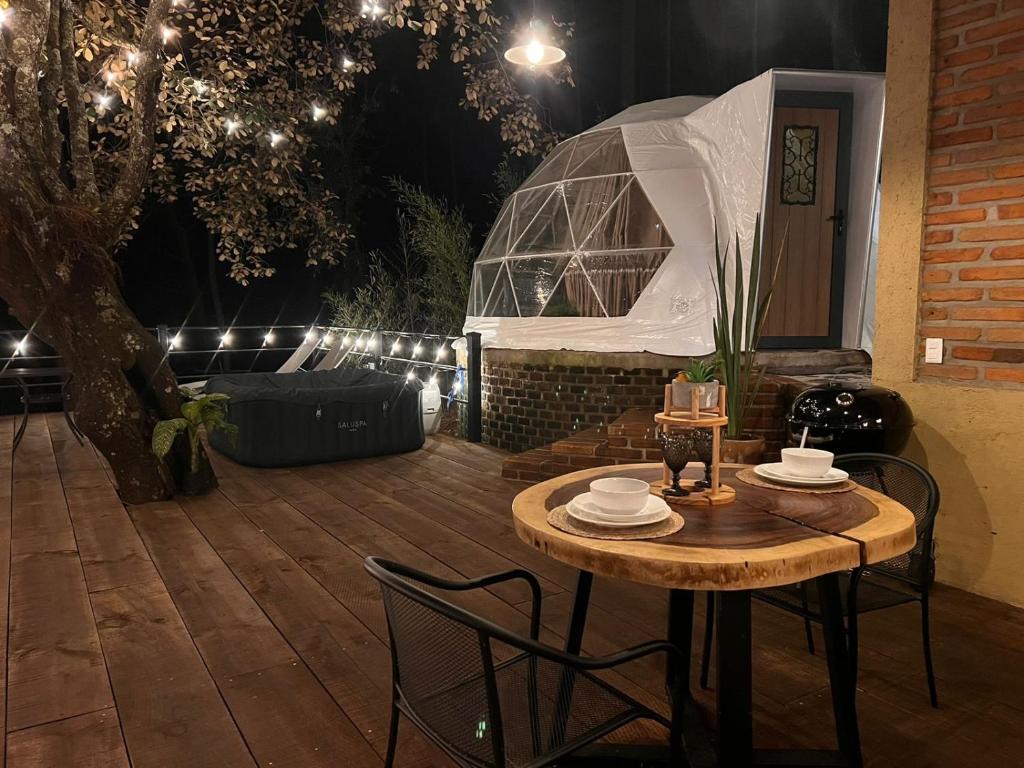 Patio nebo venkovní prostory v ubytování Tres Lunas Domo