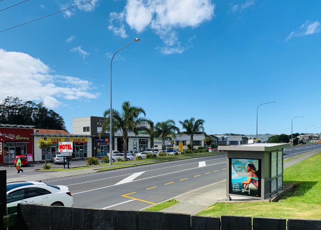 Private Guest Suite in Albany,Rosedale Amazing Bed,Netflix,Private Garden - Resim 21