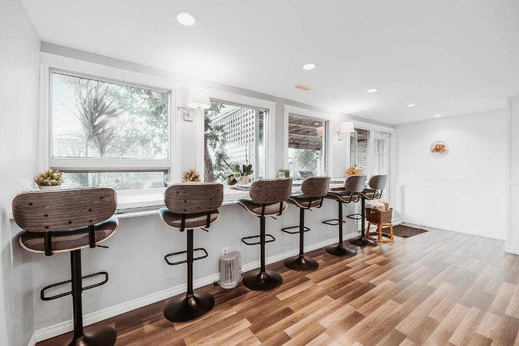 Along River Ridge - Resim 13