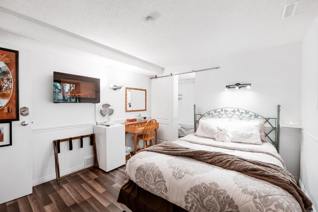 Along River Ridge - Resim 34