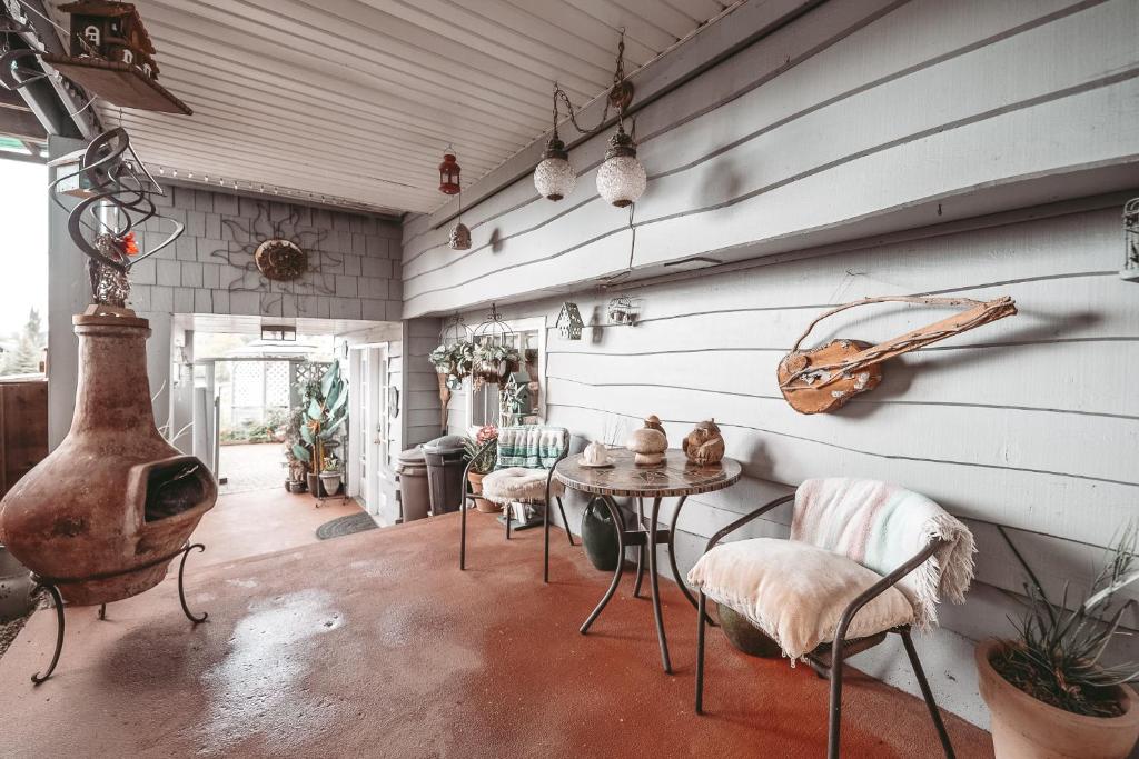 Along River Ridge - Resim 23