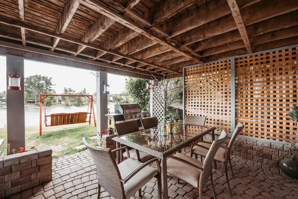 Along River Ridge - Resim 38