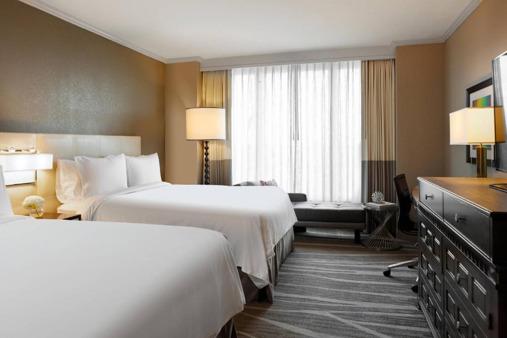 Renaissance Tampa International Plaza Hotel - 