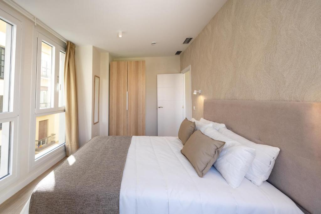 AT Villafiel Atarazanas-Plaza - 1