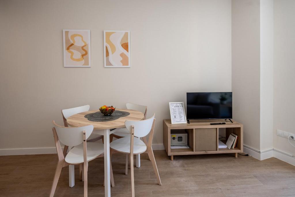 AT Villafiel Atarazanas-Plaza - 3