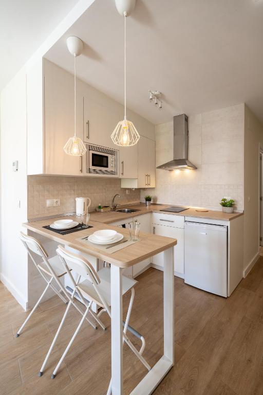 AT Villafiel Atarazanas-Plaza - 10