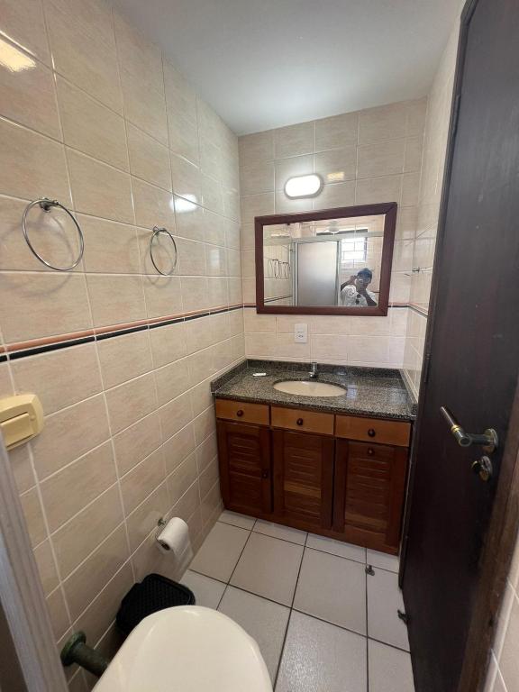 Koupelna v ubytování Triplex White em Caiobá-Matinhos-Pr a 200 mt do mar