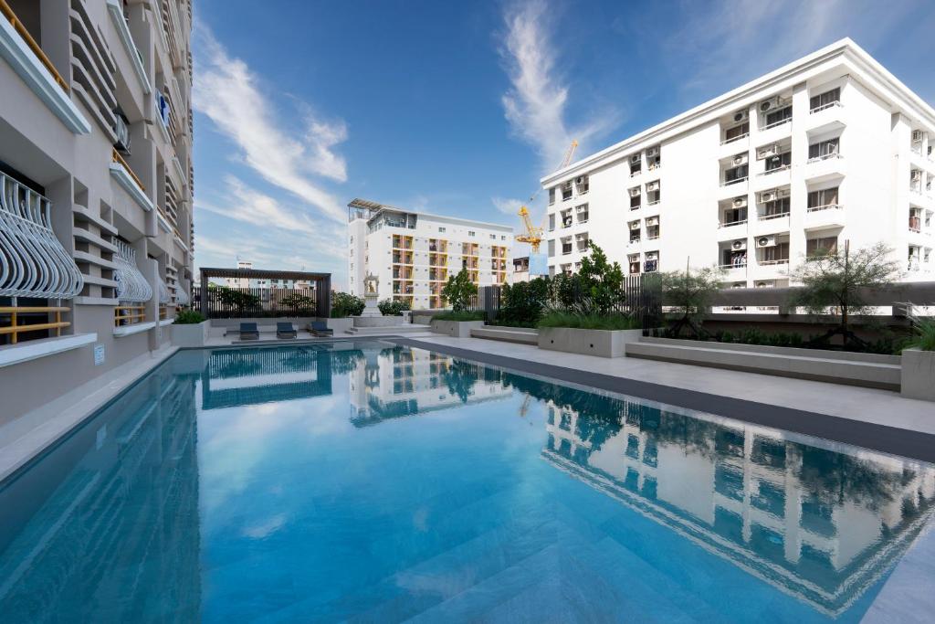 L.A. Tower Hotel - Resim 27