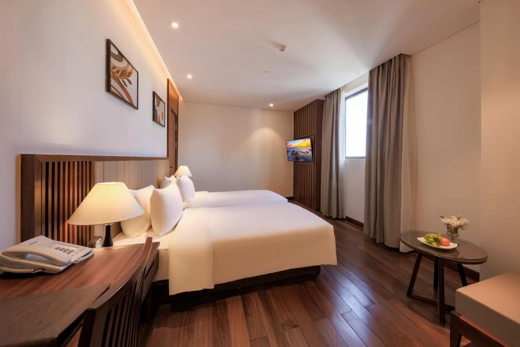 Phòng Deluxe 2 Giường Đơn Nhìn Ra Một Góc Biển