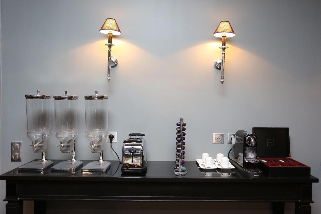 Hotel Saint-Louis Pigalle - Resim 42