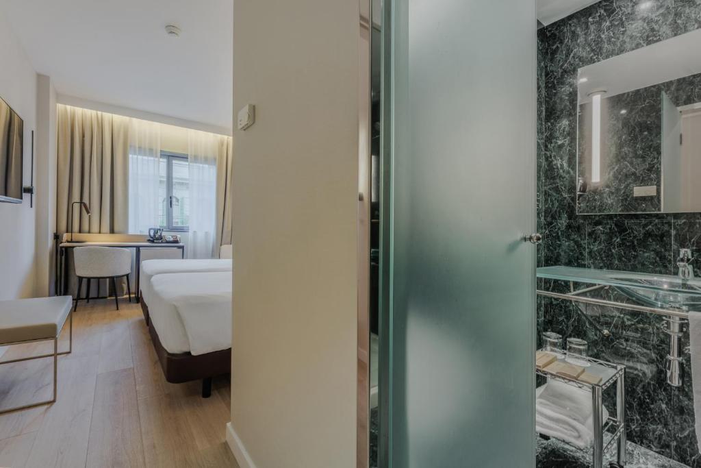 Hotel Vilamarí - Resim 15