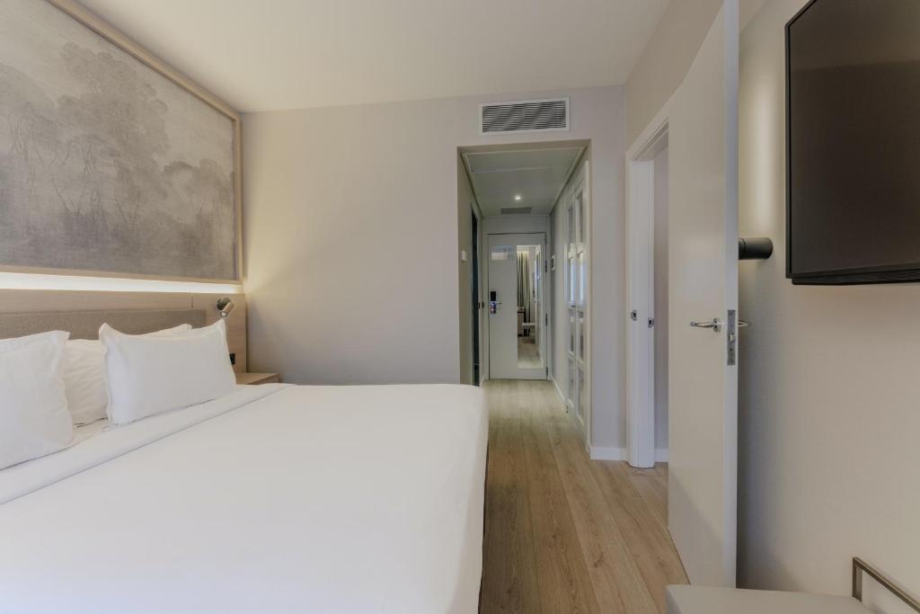 Hotel Vilamarí - Resim 11